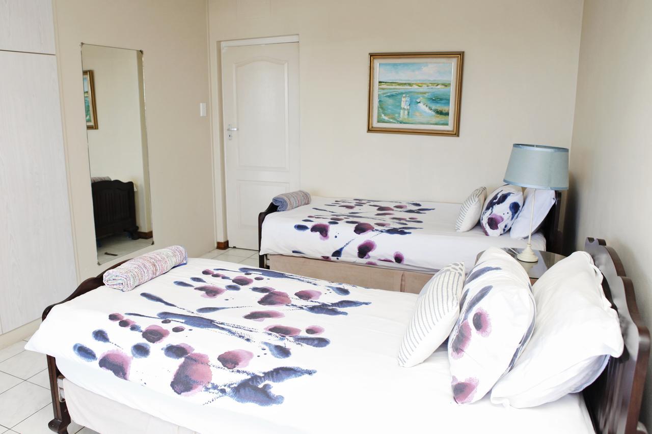 17 Stella Maris Seaside @ Van'S Amanzimtoti Eksteriør bilde